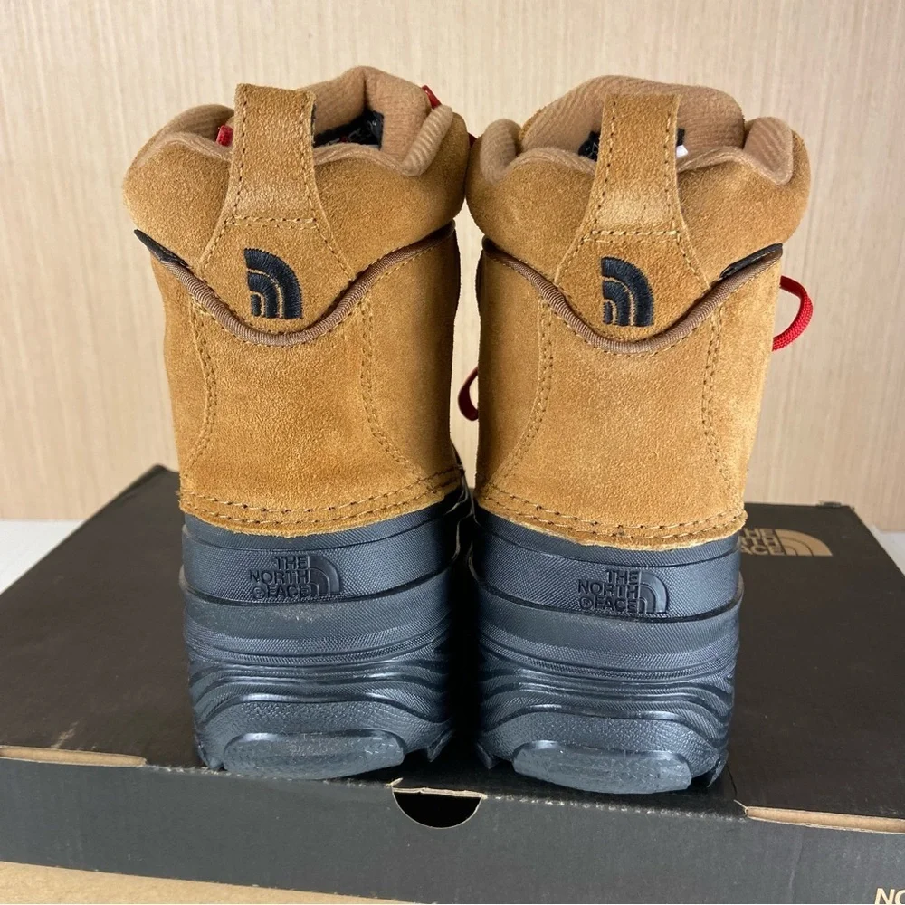 The North Face Youth Chilkat Lace II Waterproof Snow Boots Size 4 NIB
